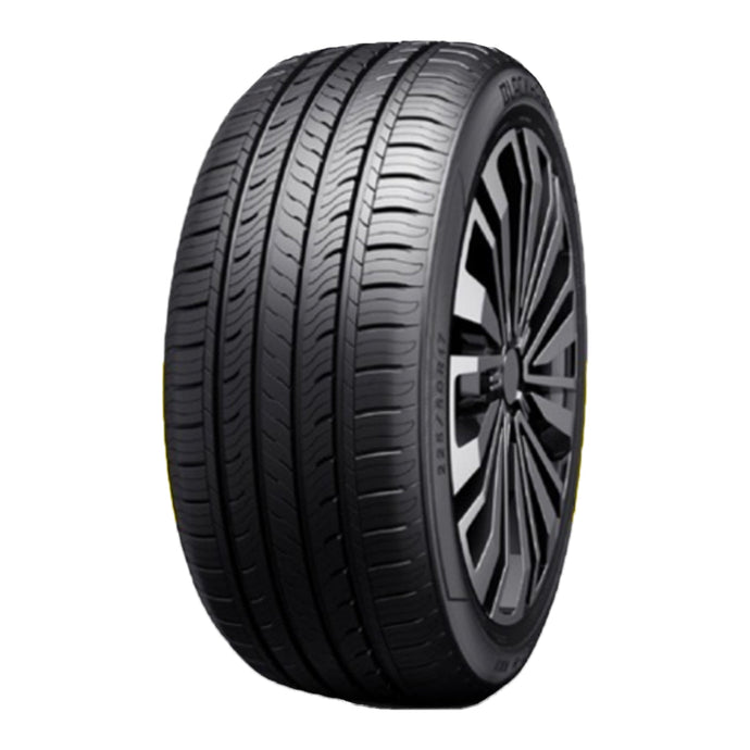 Llanta 155/70R12 73T BLACKHAWK HH11 VIETNAM AUTO